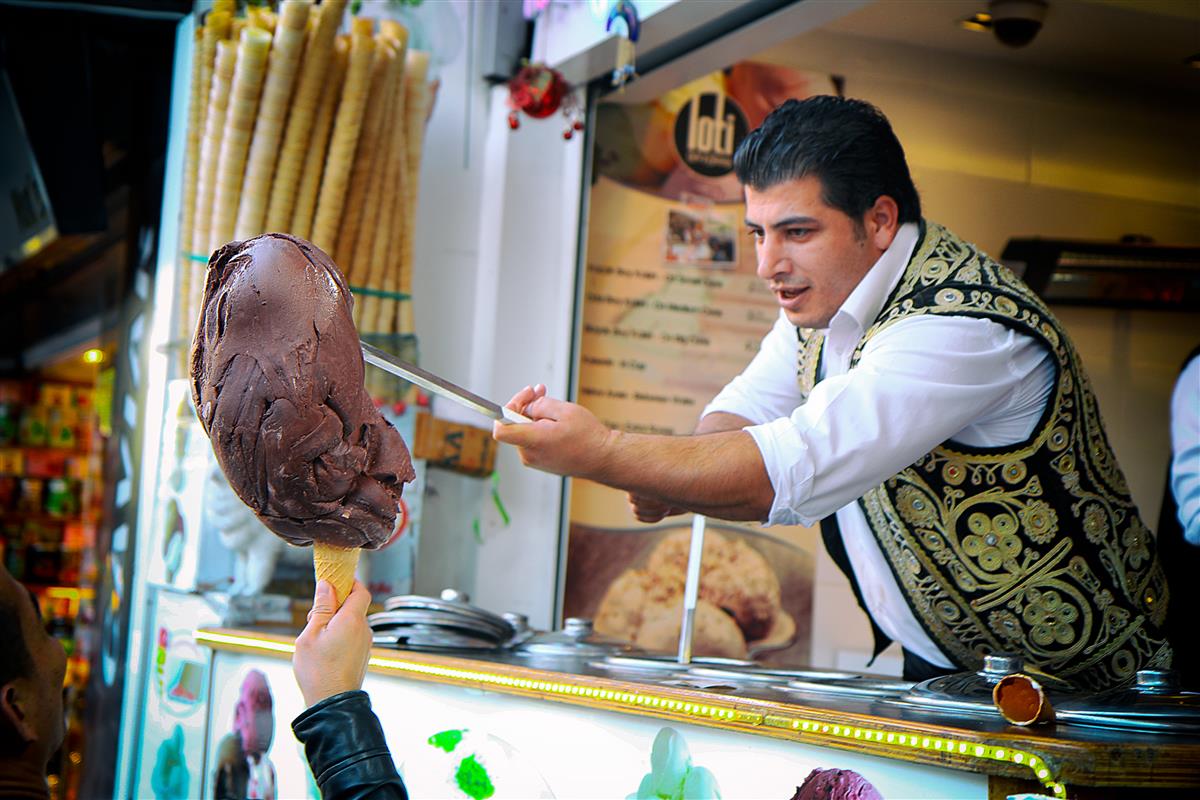 Дондурма - уличная еда в Стамбуле