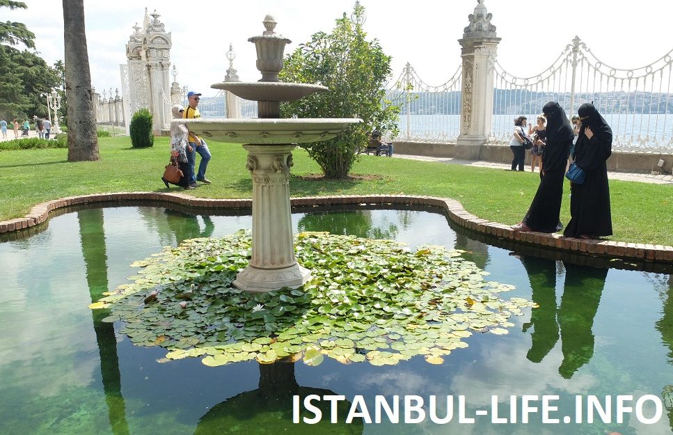 Сад Долмабахче - Стамбул за 4 дня