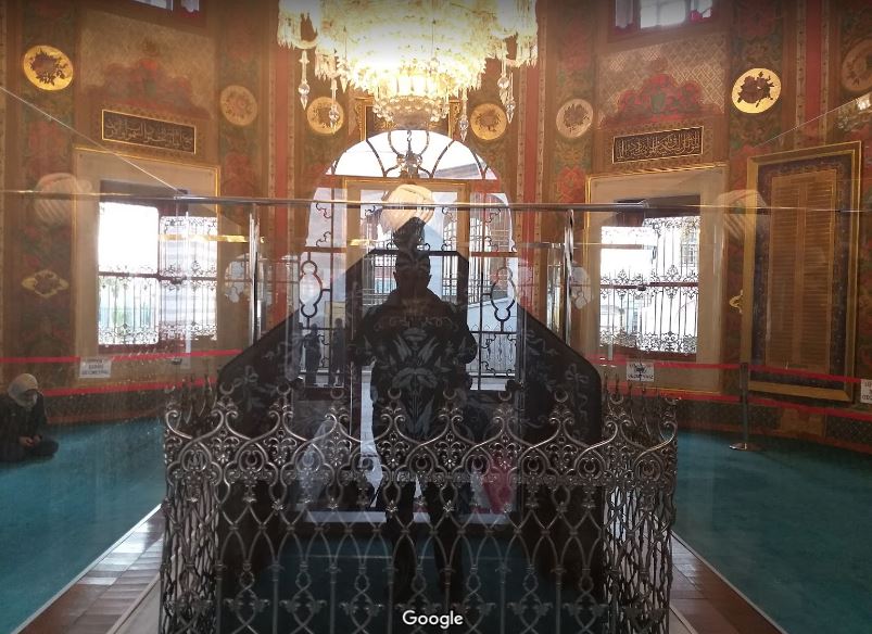 Гроб султана Фатиха в его усыпальнице