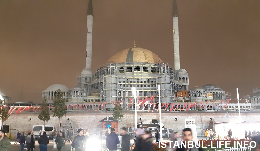 Мечеть на Таксиме
