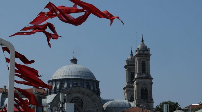 Стамбул на праздник День республики Турция