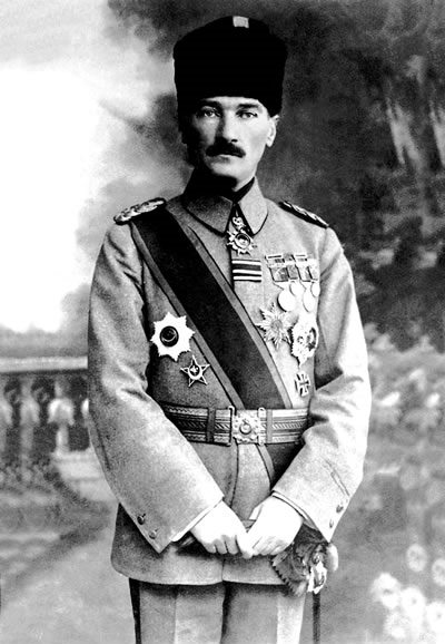 Ататюрк в 1918 г. был командующим армией