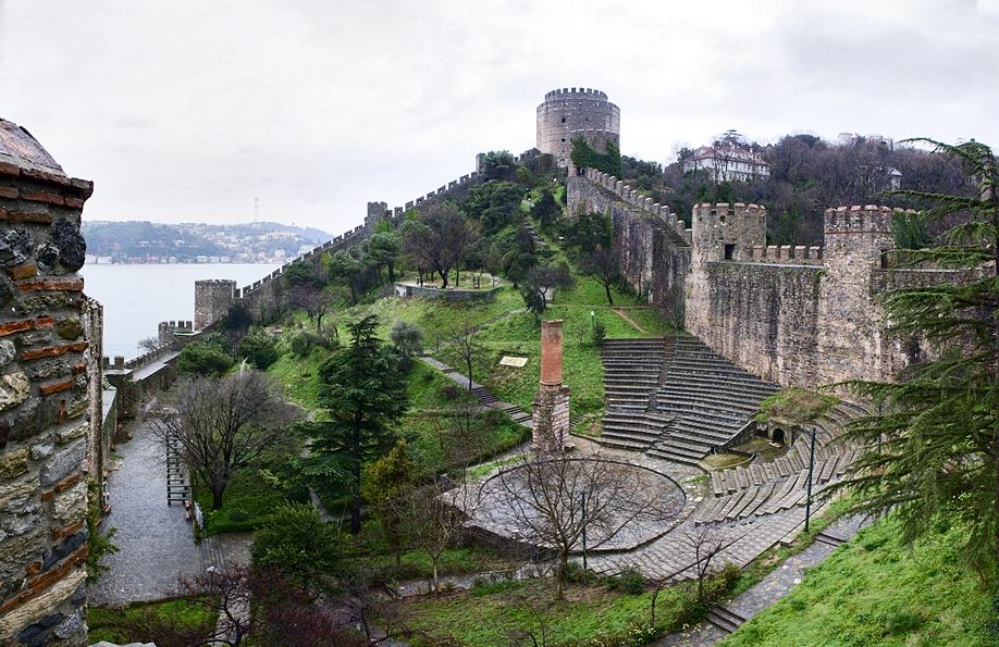Румелийская крепость в Стамбуле: фото
