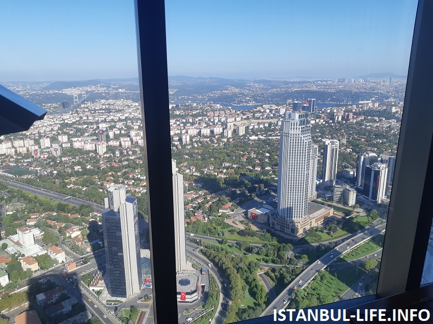 Стамбул в июне - небоскреб Сапфир