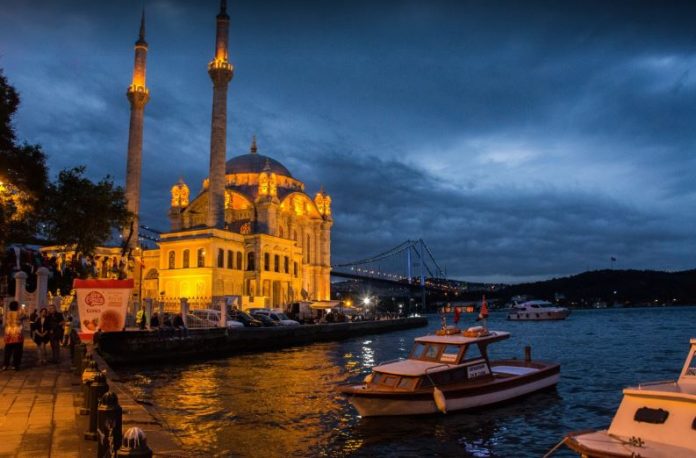Мечеть Ортакей Стамбул