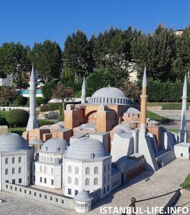 Миниатюрк - копия мечети Айя-София